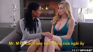 Hết bắp em chuyển sang ăn cậu bé anh